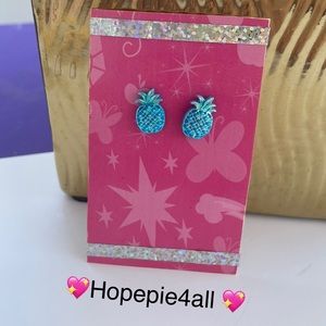💖New pineapple earrings💖